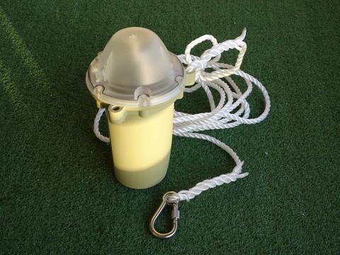 Ghost net tracking device